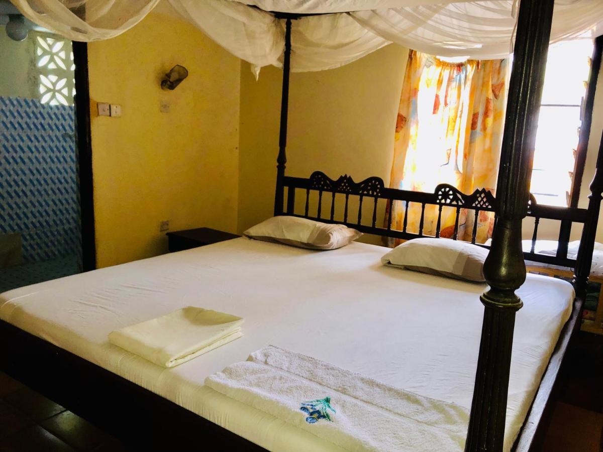 Miwa Holiday Resort Диани-Бич Экстерьер фото